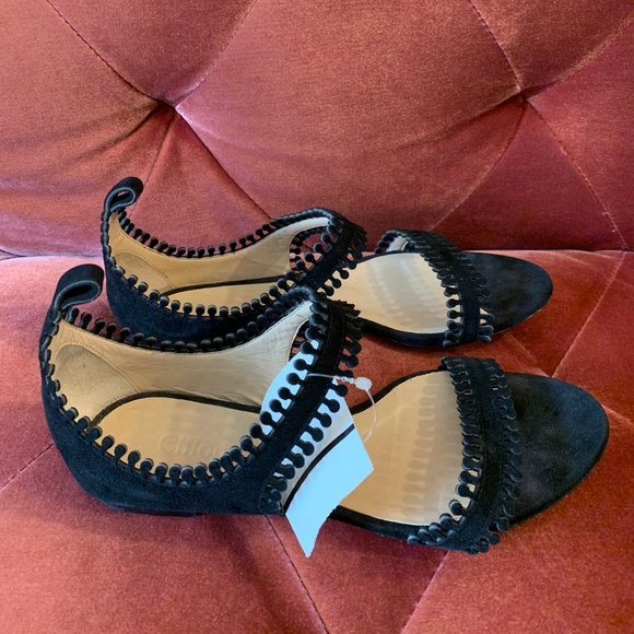 Chloé - Black Suede Sandals (NWT, Size 5.5) - Picture 2 of 4